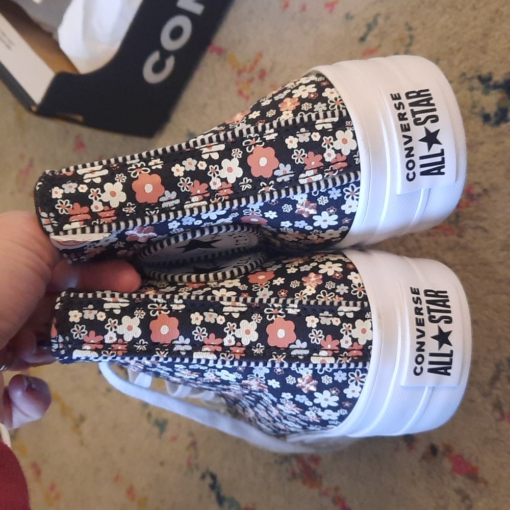 Converse Womens Hi Top Black Floral Sneakers 7 - Picture 2 of 5